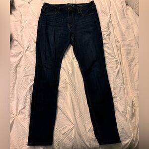 Hollister Women's Dark Blue Skinny Jeans